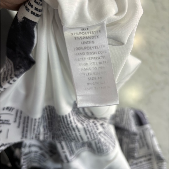 Fashion Nova Monochrome Print Blazer Dress - Picture 5 of 5